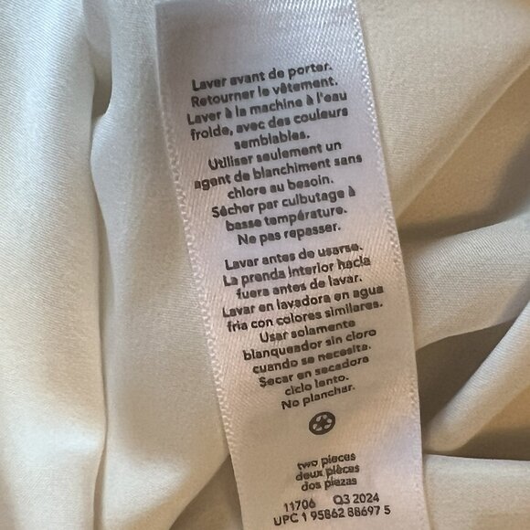 Carter's Off-White Fancy Dress w/Silver Polka Dots, Infant Girl 3 mos. - Picture 6 of 6